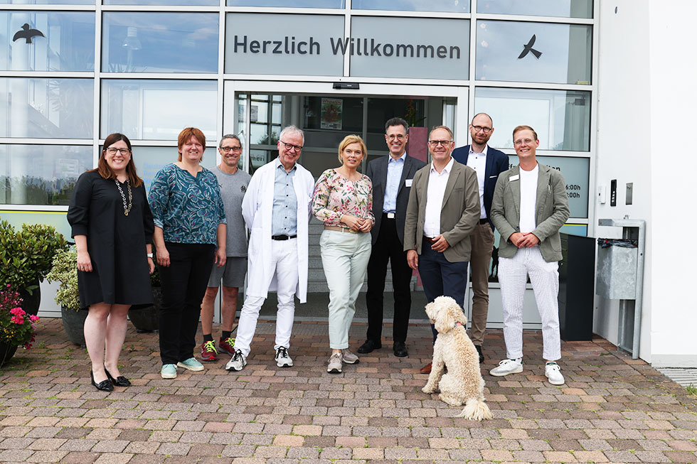 Julia Klöckner (Mitte) zu Besuch bei uns. Julia Klöckner (Mitte) zu Besuch bei uns.