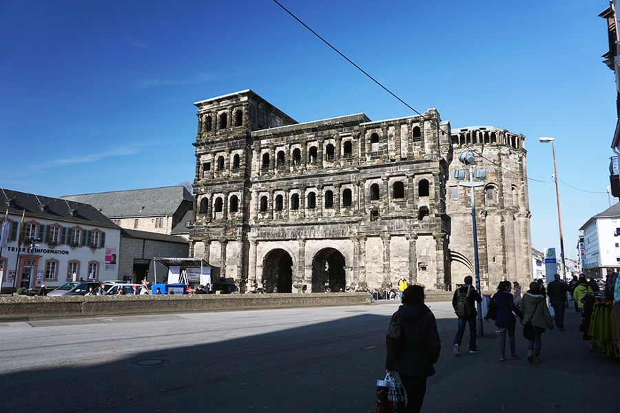 Die Porta Nigra in Trier Die Porta Nigra in Trier