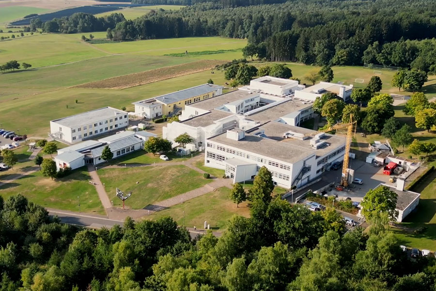 Drohnenaufnahme unserer Klinik Drohnenaufnahme unserer Klinik